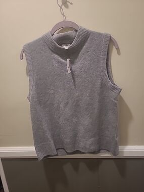 J.Crew Womens Extra Soft Sweater Vest Light Gray Medium NWT